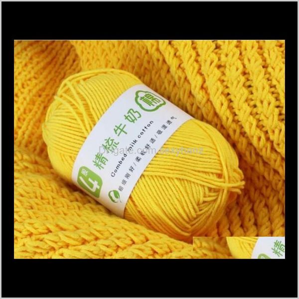 

clothing fabric apparel drop delivery 2021 4-strand combed milk pure cotton medium coarse wool babys yarn hand diy knitting material bags wh, Black;white