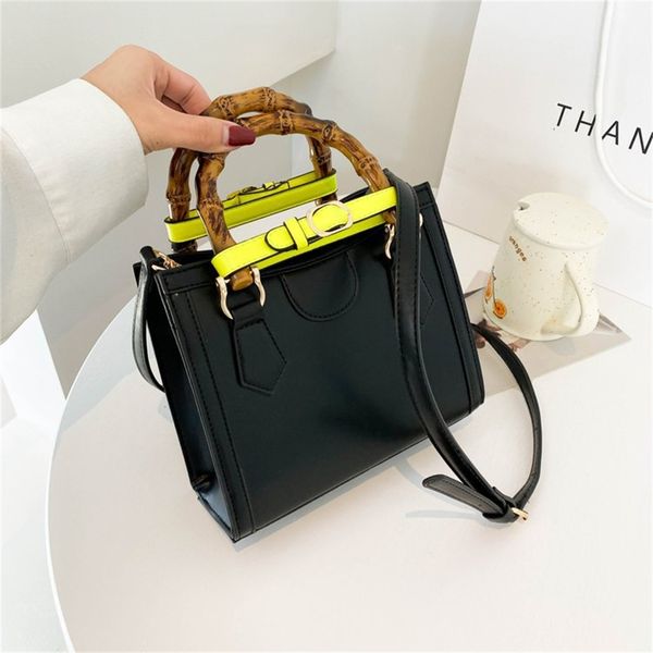 

new women's bag bamboo hand single shoulder diagonal fashion small square armpit