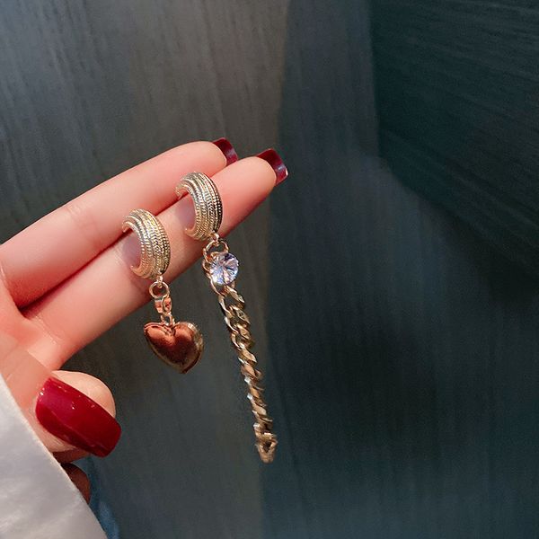

925 silver needle asymmetric personality love earrings exaggerated design chain earrings with diamond c-shaped earrings for women, Golden;silver