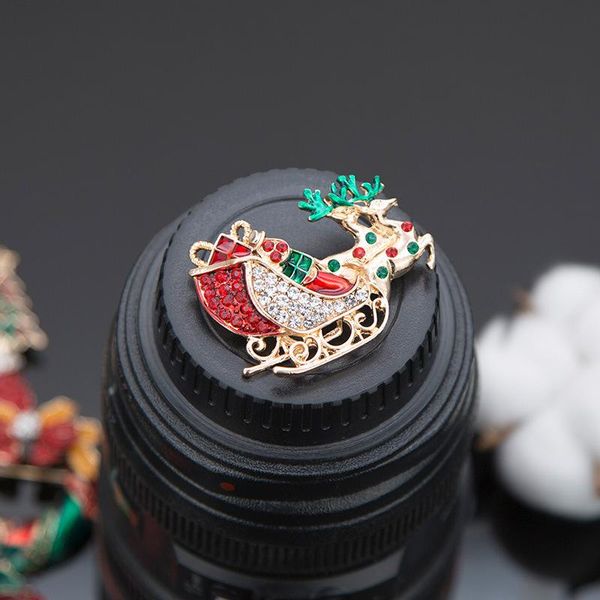 

pins, brooches 2021 fashion sled car glaze golden rhinestones gem stone christmas pins and women brooch jewelry year gift, Gray