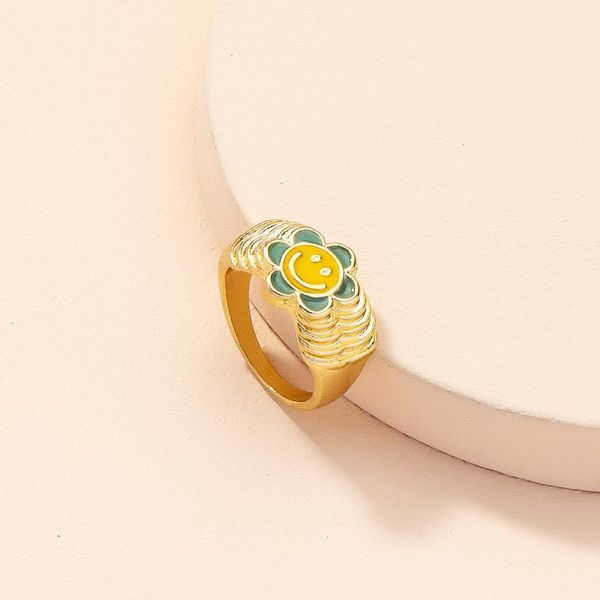 

wedding rings 2021 korean simple fashion cute colorful flower shape gold color metal ring for women girls vintage jewelry accessories, Slivery;golden