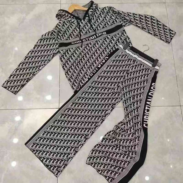 

2022 factory wholesale new autumn women's hooded casual printed pants set, Gray