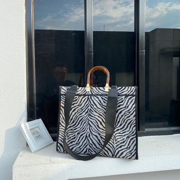

canvas women totes 2021 fashion striped single shoulder bags ladies designer purses and handbags v in luxury