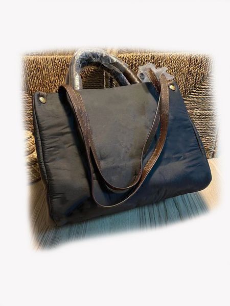 

classic luxury designer totes purse handbags autumn and winter news style quilted cotton mommy tote bag shoulder shopping bags crossbodys sh