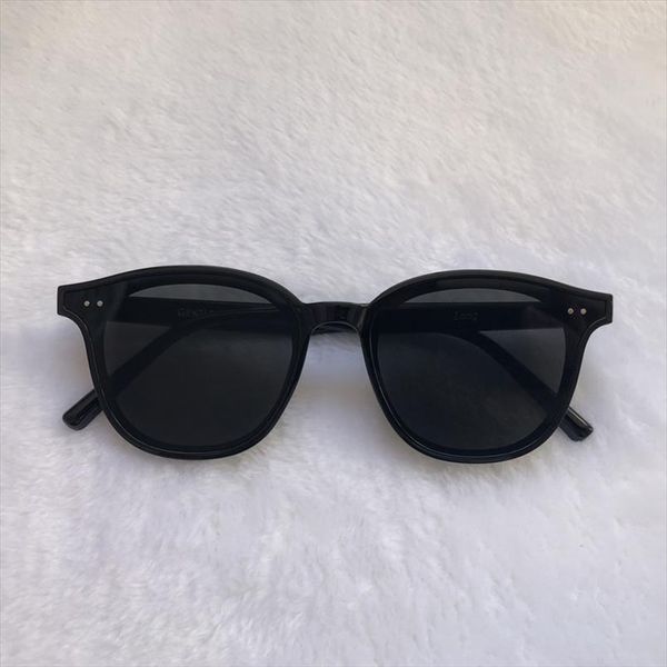 

women brand designer sunglasses fashion lady gentle oval sun glasses vintage monster retro uv lang, White;black