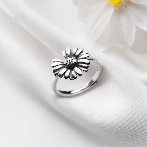 

cluster rings gothic vintage daisy flower for women finger ring fashion jewelry anillos mujer jz279, Golden;silver