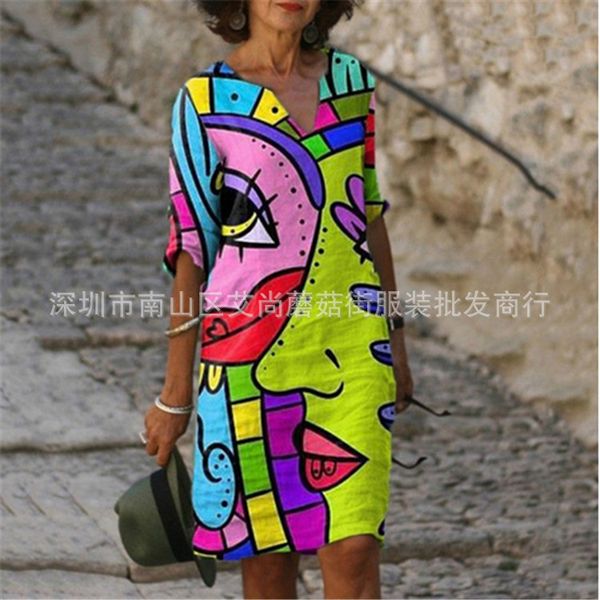 

2021 new v-neck dress print color, White;black