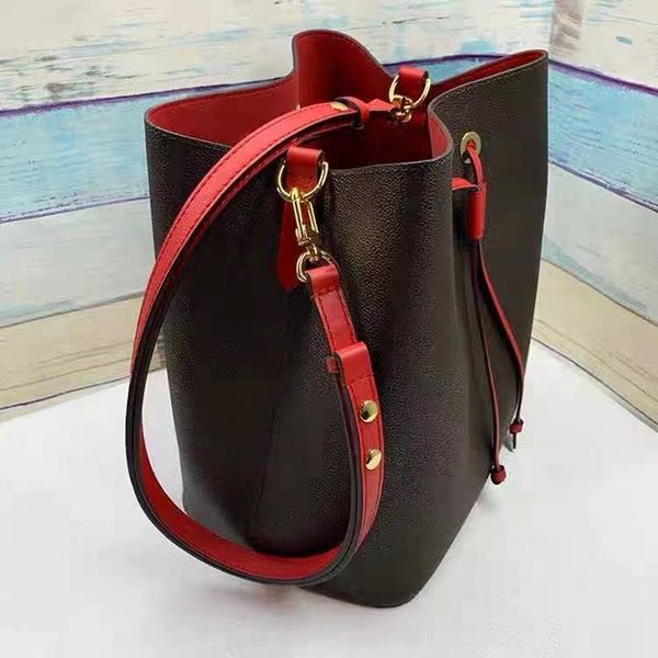 

single shoulder crossbody bag luxurys designers totes bucket handbags fashion women's bags old flower purses women brand letter genuine