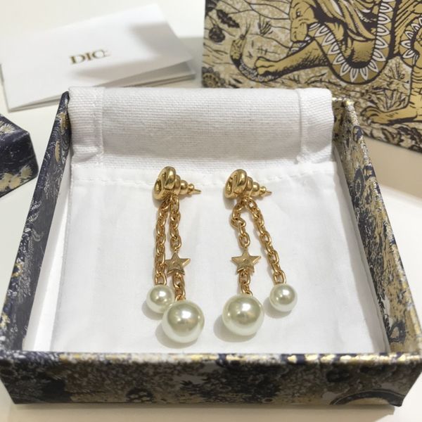 

design jewelry / new fashion pearl net red same earrings female, Golden