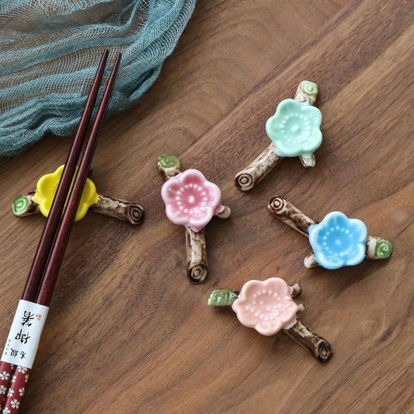 

chopsticks 1pc ceramic rest holder chinese style plum blossom table decor for tableware home decoration