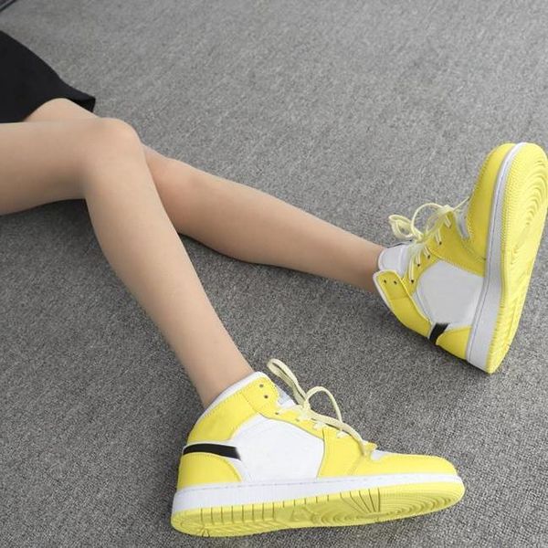 

shoes 1 mid dynamic yellow floral (gs) black white golf tennis mens designer schoenen