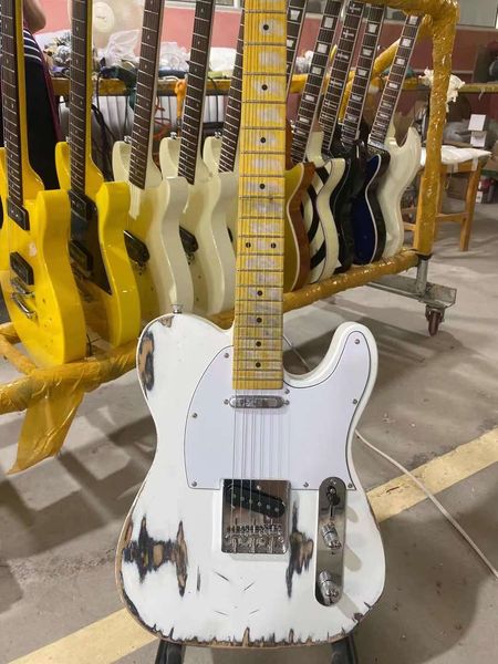

aged electric guitar elder body maple fingerboard chrome hardware high quality