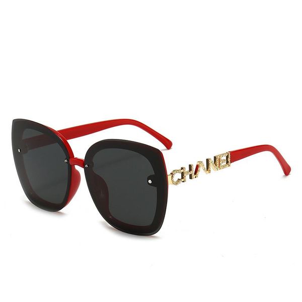 

2021 new fashion designer sunglasses brand polarized lens sun glasses eyewear for women eyeglasses metal frame 548, White;black