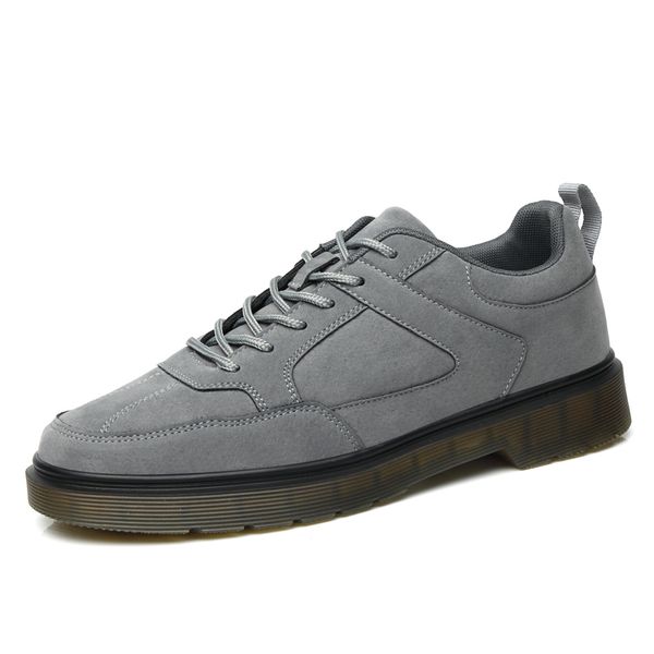 Hotsale Herren Laufschuhe Frauen Trainer Triple Black Grey Beige braune Mode # 28 Outdoor Sports Turnschuhe Gehen Runner Schuhgröße 39-44