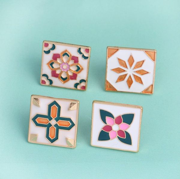 

european and american fashion creative tile retro pin brooches, Gray