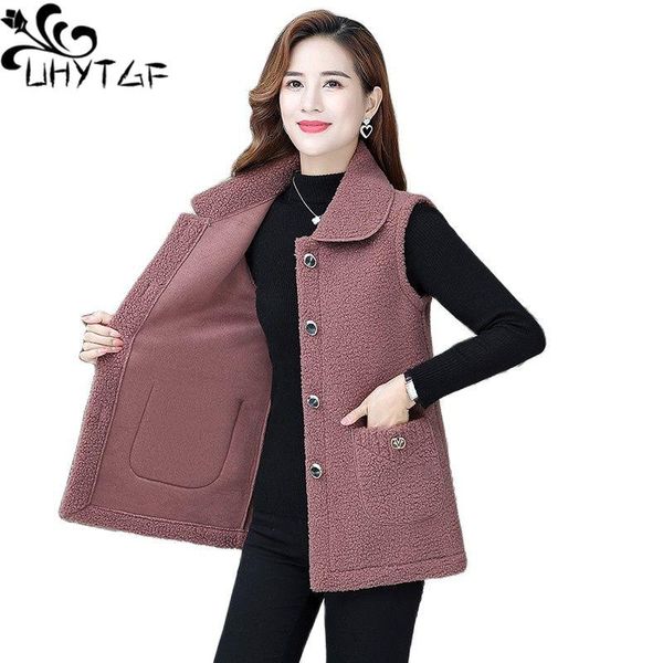 

women's vests uhytgf women warm vest lambswool sleeveless female autumn fur waistcoat jacket middle-aged mother loose 5xl plus size coa, Black;white