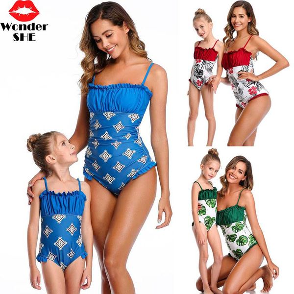 

one-piece suits sweet girls swimwear childern family swimsuits mommy and daughter beachwear