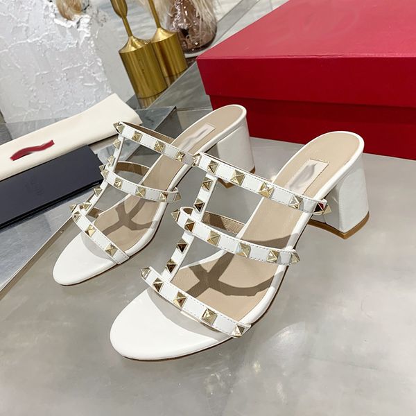 

v family rivet high-heeled sandals 2021 summer new thick heel roman cowhide fashion middle heel liuding slippers for women ysj, Black