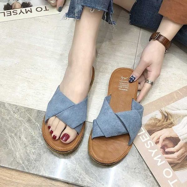 

summer outdoor cross slippers women beach soft flat casual shoes for ladies indoor bathroom anti-slip women chic shoes 210611, Black