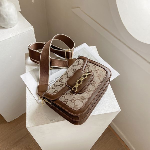 

70% off luxury design handbag beibei shangpin 202 new style versatile letter saddle bag yxss y4b5