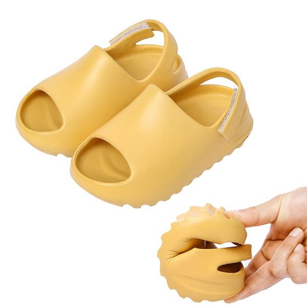 

sandals 2021 boy's and girl's children beach summer slides foam runner child jelly shoes kids slip-on fashion slippers, Black;red