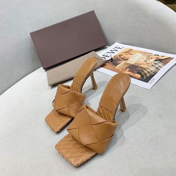

2021 the latest matte leatherchecked shoes square mouthed, open-toed women flat heel slippers size 35-42 mjk002, Black