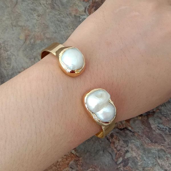 

yygem 15x21mm white keshi pearl 24k gold plated bangle bracelet, Golden;silver