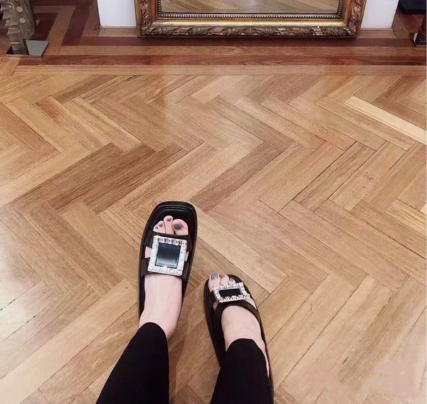 

lady slippers women designers flat slides sandals patent leather summer bathroom flip flops good quality outdoor beach shoes non slip comfor, Black