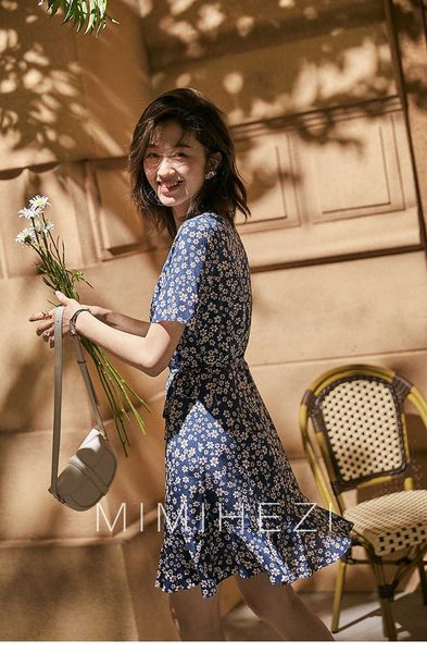 

break silk tea dress wrapped in french elegant short style, Black;gray