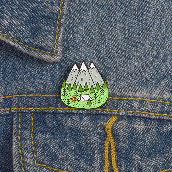 

enamel three finger snow peak brooches alloy mountain commemrative outdoor pins for women men cowboy backpack badge brooch accessories, Gray
