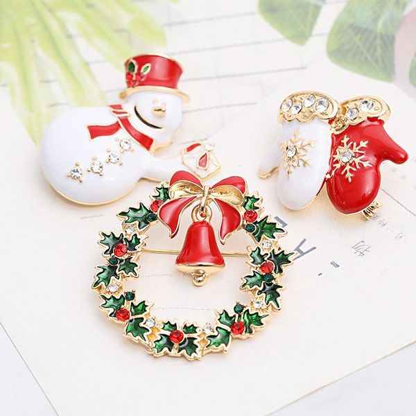 

christmas decorations luanqi alloy brooch snowman elk gloves hat sock cute pin 2022 year ladies kids gift badges clothes accessories