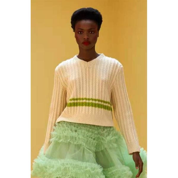 

knits women's fashion temperament versatile spring autumn t-shirt, White