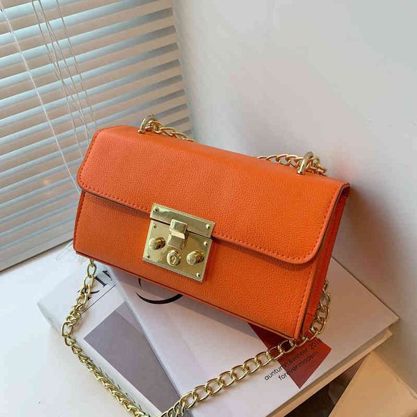 

2022 factory outlet online wholesale foreign style women's new korean version simple fashion chain small square bag single shoulder mes