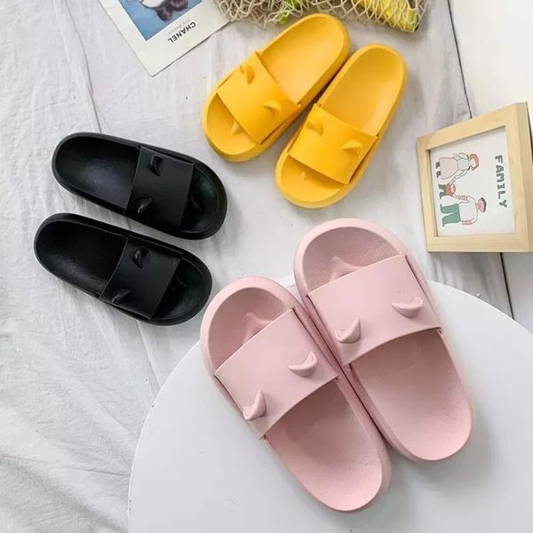 

slippers women's summer sandals thick bottomed comfortable soft antiskid bathroom four seasons, Black