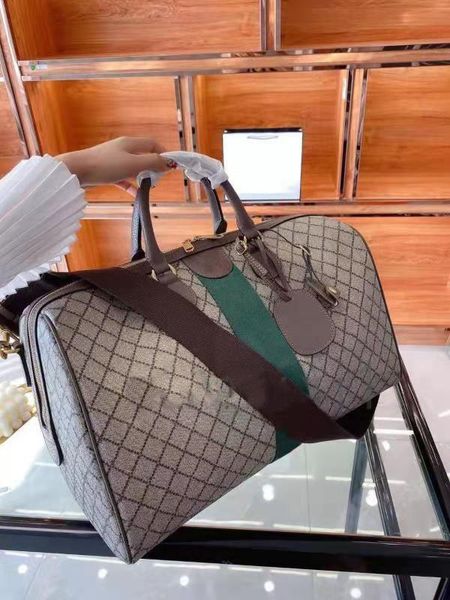 

2021 design by famous designer the brand's original classic retro print leather large capacity travel bag shoulder bag.