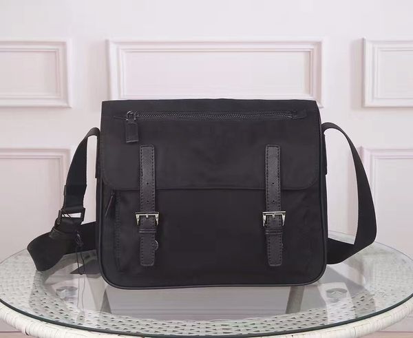 

oblique shoulder bag for men and women
