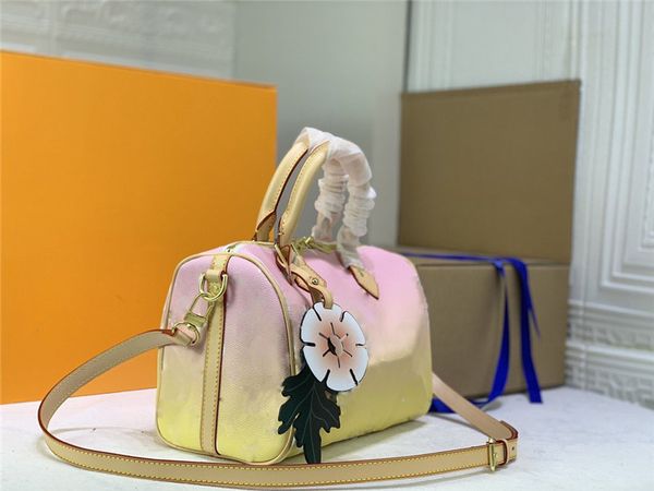 

designer luxury speedy bandouliere 25 m45724 rose clair giant express hand bag 2021 size:25.0 x 19.0 x 15.0cm