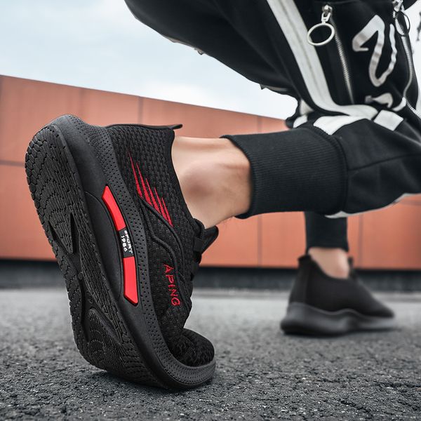 

wholesale 2021 fashion running shoes for mens women sport outdoor runners black red tennis flat walking jogging sneakers size 39-44 wy15-808