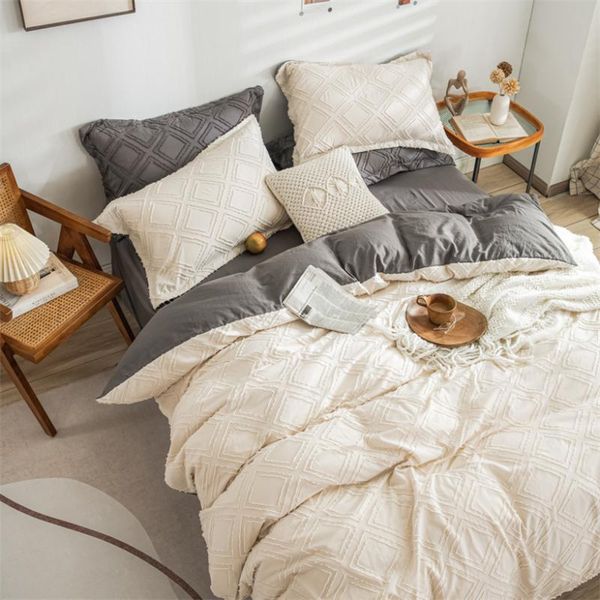 

bedding sets euro style bed linens set 3d embroidery bedclothes 200x230 duvet cover fitted sheet pillowcase lacework quilt