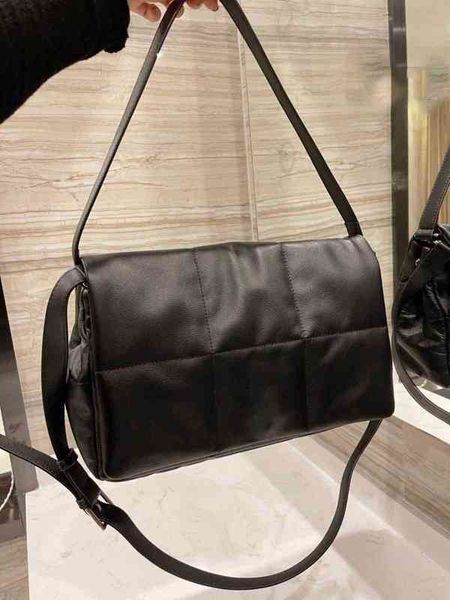 

shoulder bags women messenger handbag classic logo embellishment personality fashion underarm leather soft purses wallet 1104
