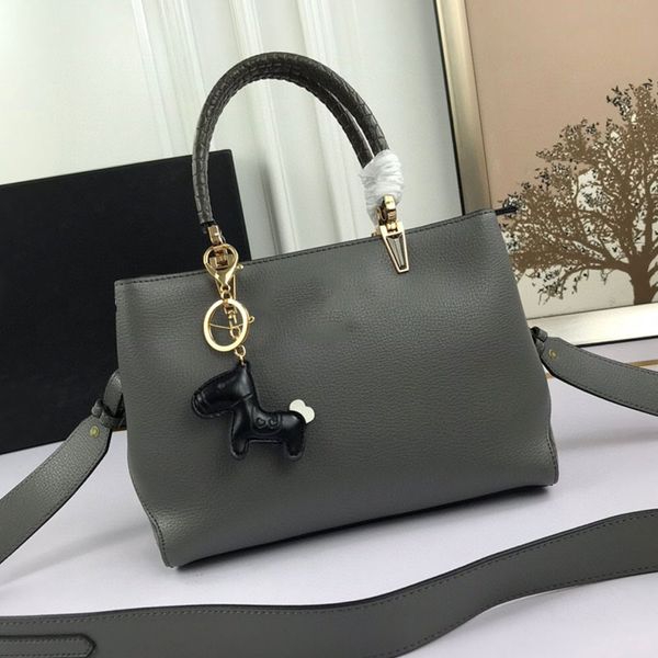 

luxury shoulder bags fashion woman designer tote leather stripe printed crossbody bag hardware chain decoration [with box wholesale] price d