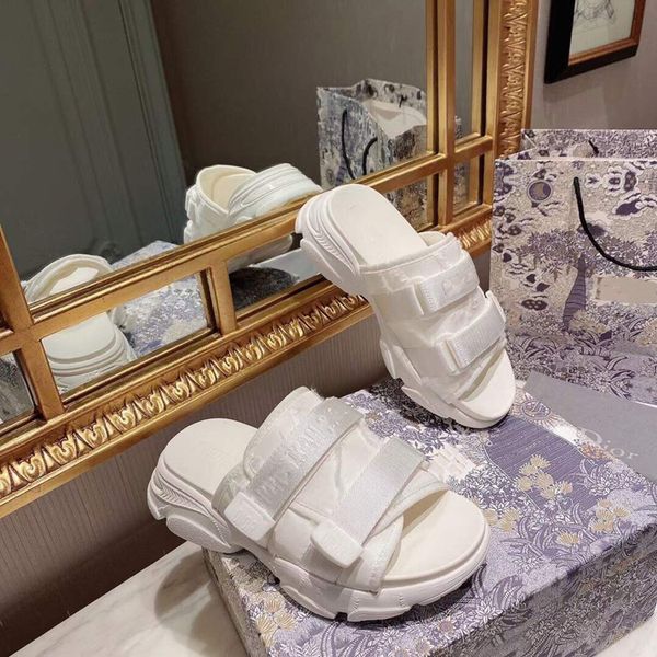 

2012 summer new sandals and new round muffin flat shoes for women ysj, Black