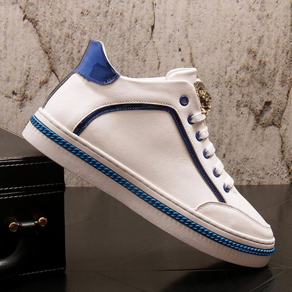 Делюкс мужские маленькие белые туфли Британская мода спортивные повседневные доски Низкая дышащая Zapatos Hombre Chaussure Homme Luxe 38-44 P4