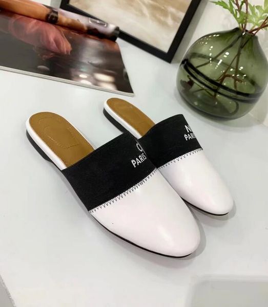 

sandals fashion women's casual flat base beach slippers leather shoes female comfortable sandal d21921, Black
