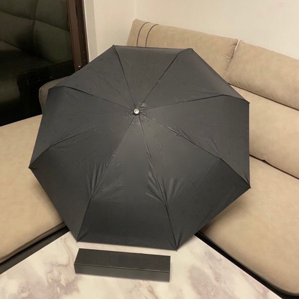 Vintage Designer Automatische schwarze Regenschirme Logo Druck Geeignet für Sun Rain Parasole Girl Faltende Regenschirme Geschenke für Frau