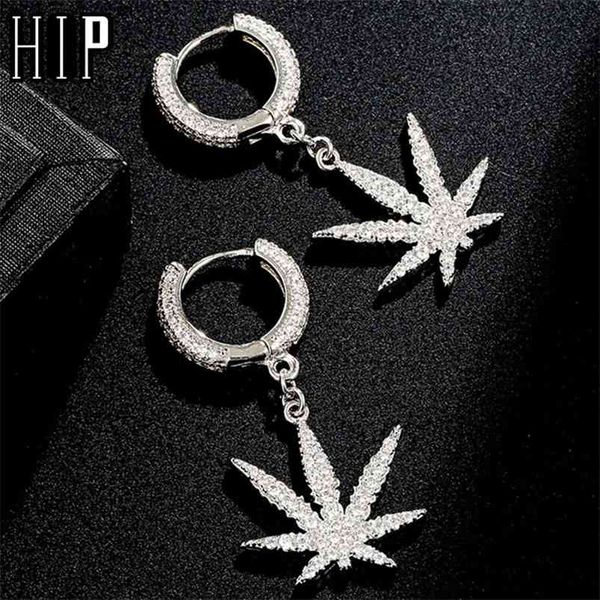 Hip Hop 1Pair Zircone ghiacciato Foglia d'acero Orecchino Colore oro Micro pavimentato AAA + Bling CZ Orecchini in pietra per gioielli da uomo 210624