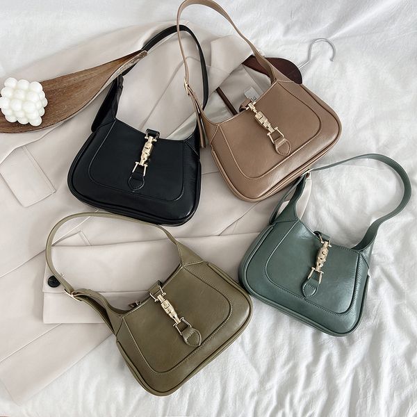 

luxury handbags foreign style texture women's new korean hand in and winter 2021 one shoulder messenger fashion armpit bag