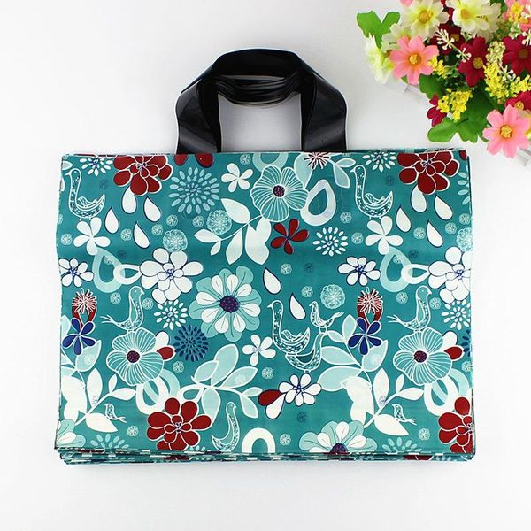

gift wrap 50pcs plastic shopping bags clothing package party supply christmas year with handle 33x25x7cm