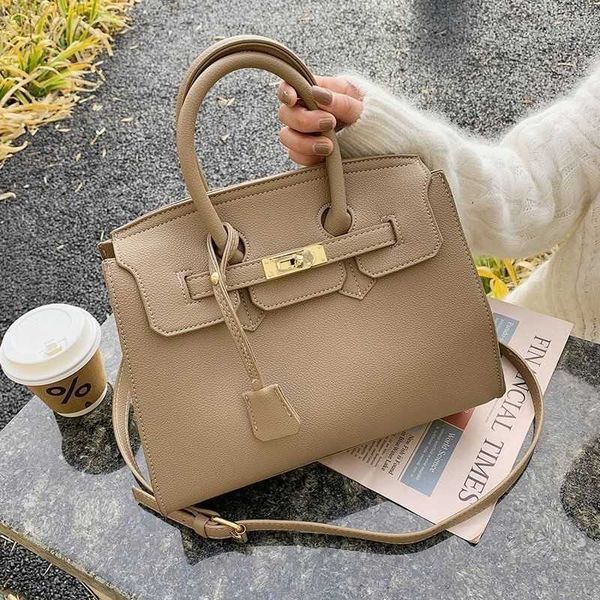 

women luxurys designers bags 2021 designer handbags multi pochette crossbody bag zhouzhoubao123 louisbags_18 hanghhangbag version high quali