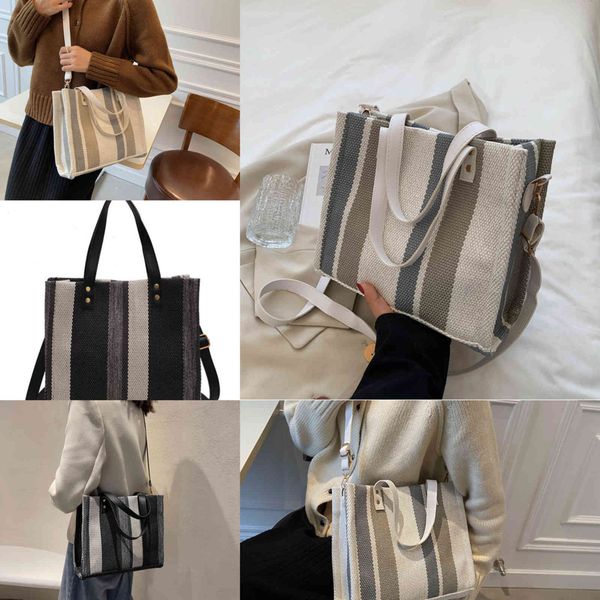 

designer large capacity bags women's handbag fall versatile new fashion canvas shoulder bag tote bag purses outlet